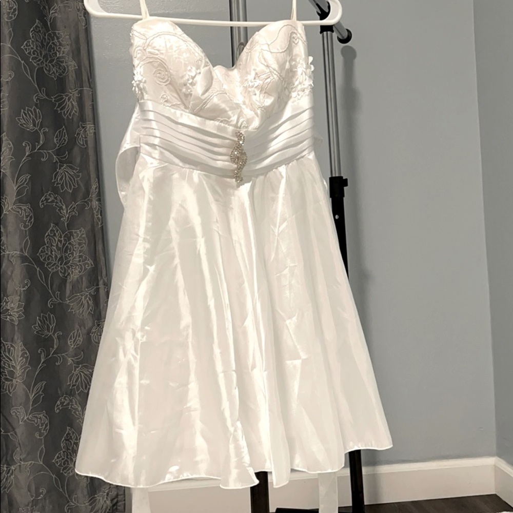 Tube gown